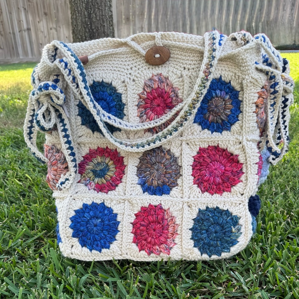 Crochet Women’s Tote, Beach Bag, Diaper Bag, Large purse, Tote